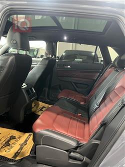 ڤۆڵکسواگن ئەتڵەس کرۆس سپۆرت